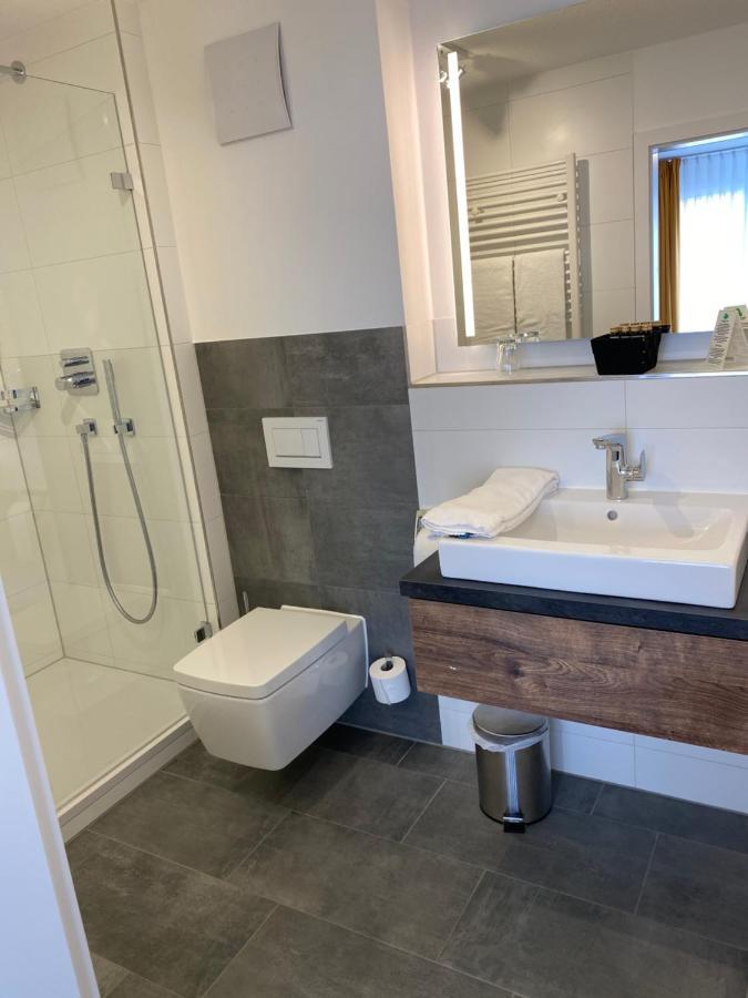 Hotel Capri Uberlingen Ngoại thất bức ảnh