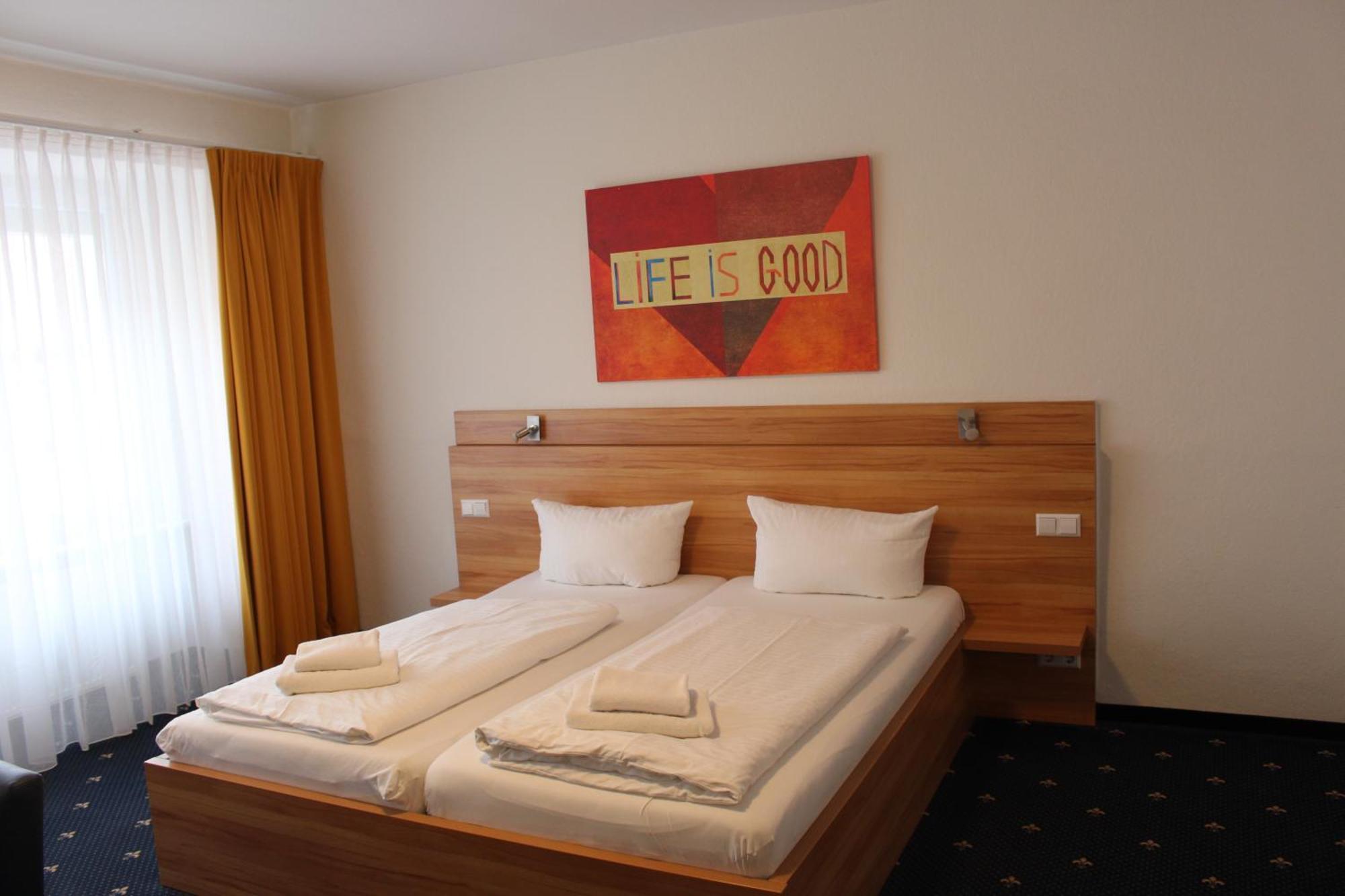 Hotel Capri Uberlingen Ngoại thất bức ảnh